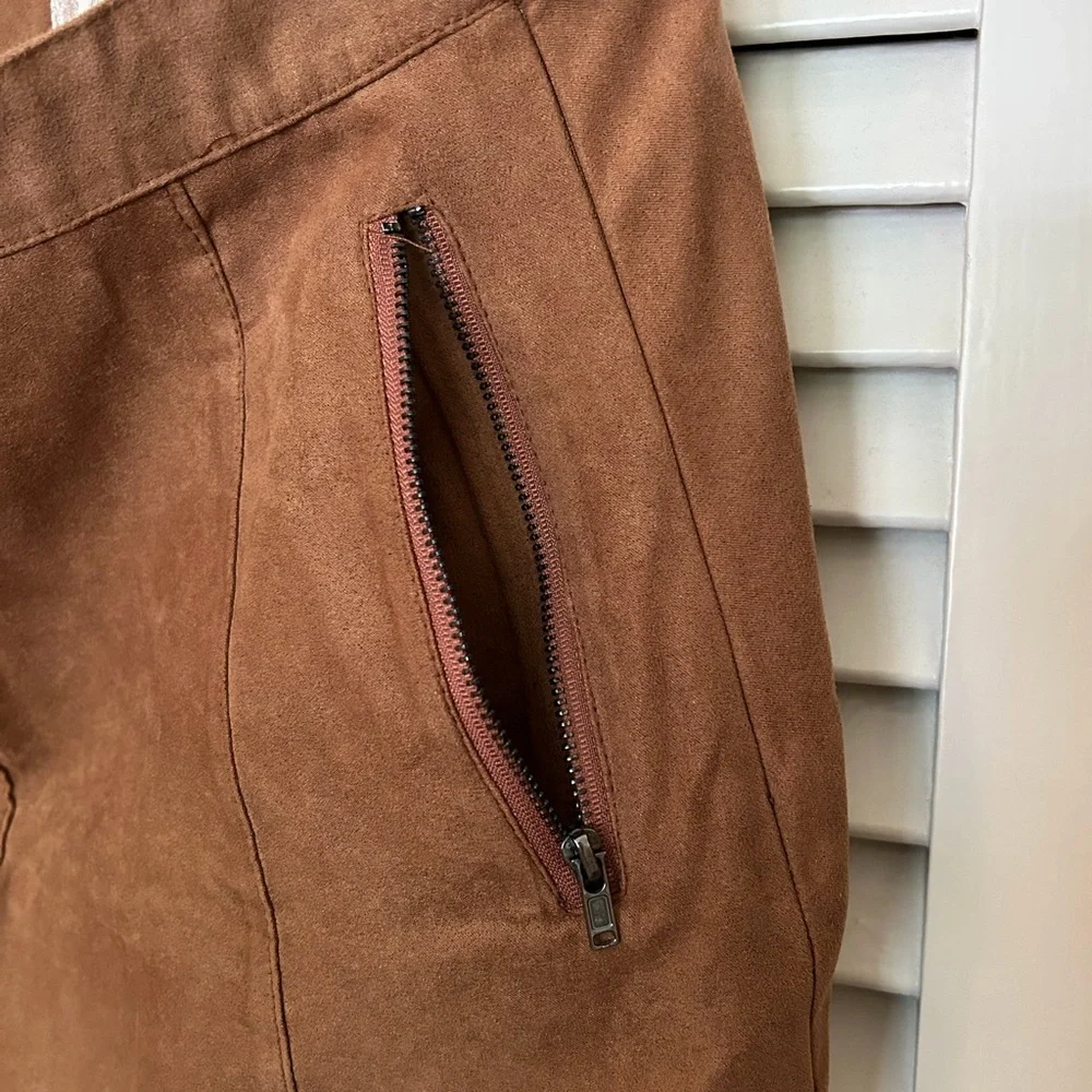 Alterd State suede skirt, size S - Picture 3 of 3